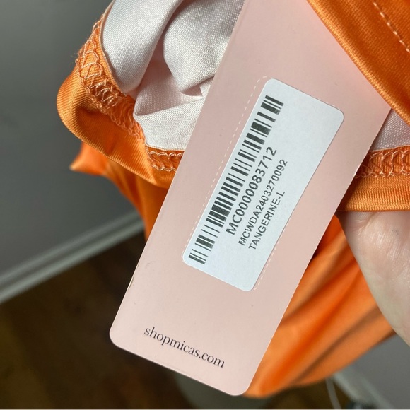 ShopMicas NWT Tangerine Orange Floral Maxi Dress - Picture 7 of 7